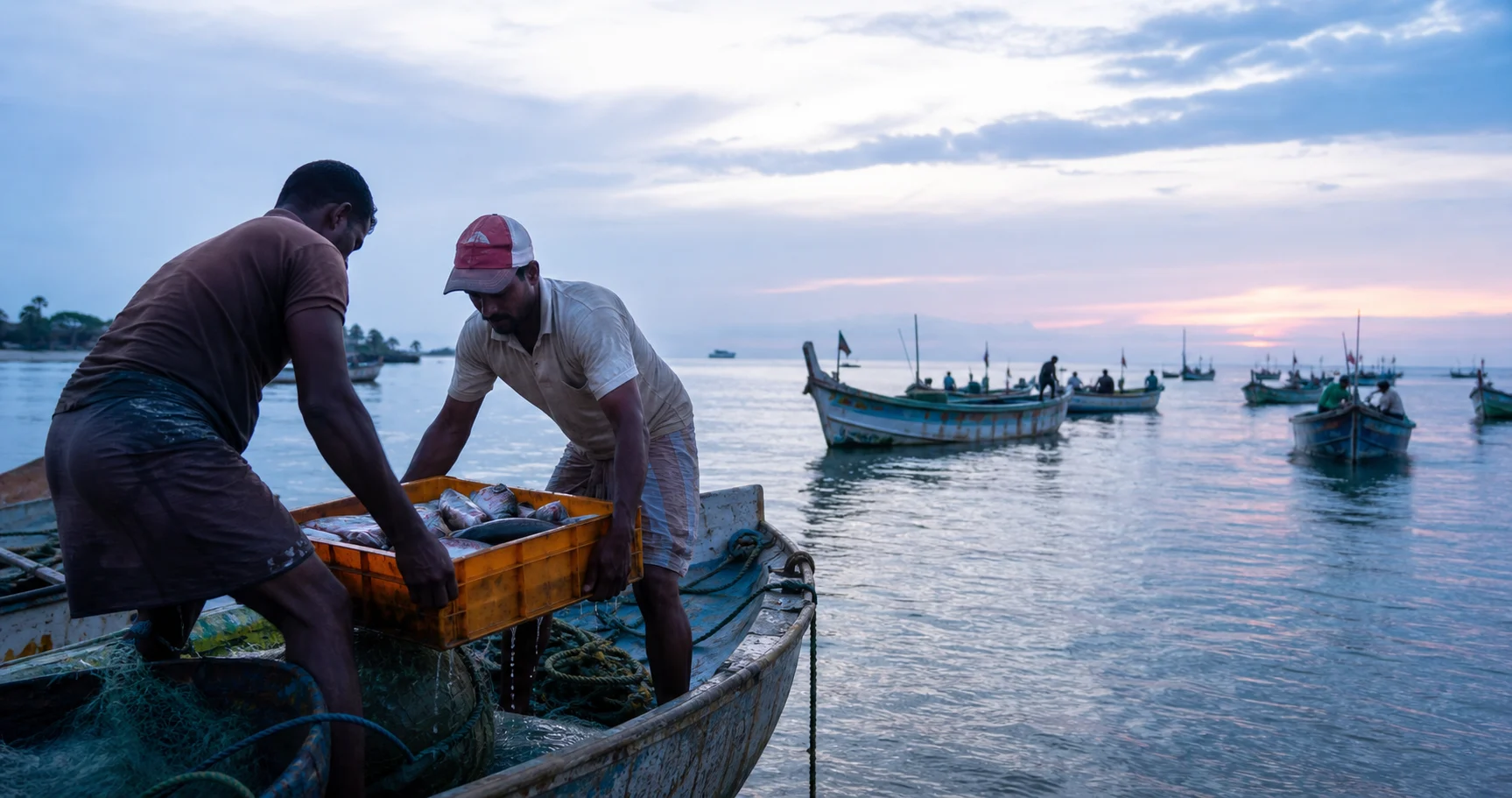 Fishing communities bringing in the catch on Sri Lanka’s coast